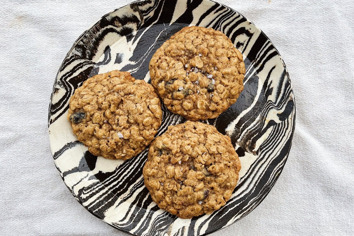Chewy Sourdough Discard Oatmeal Raisin Cookies
